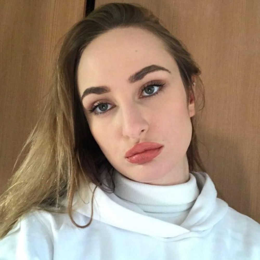 Meet your Posher, Hannah